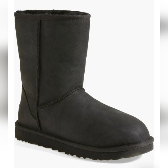 Ugg Leather Classic Short Water Resistant Boot Sz 10 - Picture 1 of 15